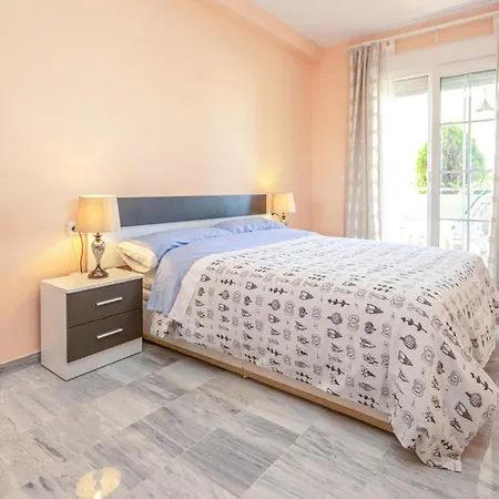 Διαμέρισμα Awesome In With Kitchen Μαρμπέλλα